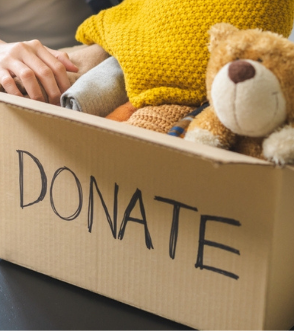 13 Tax-Deductible Donations That Aren’t Clothes (1440 x 676)