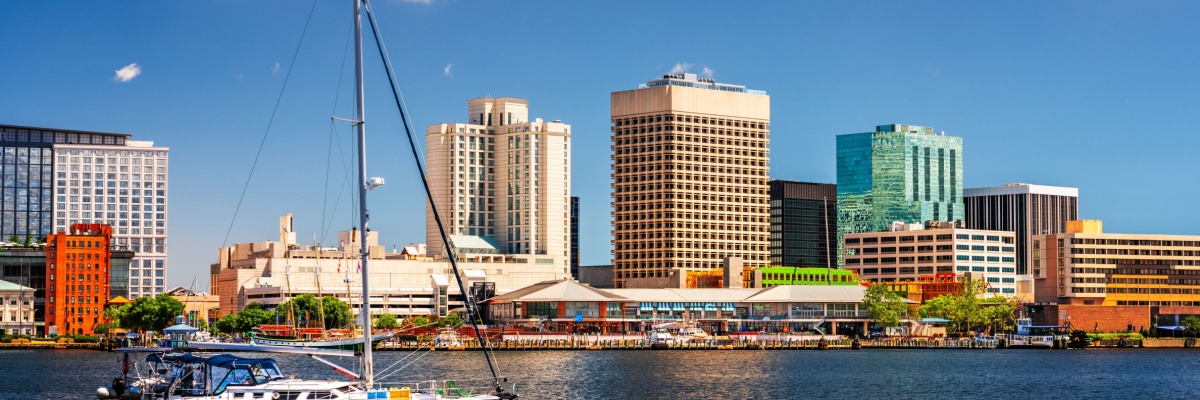 Norfolk, Virginia, USA skyline on the Elizabeth River.